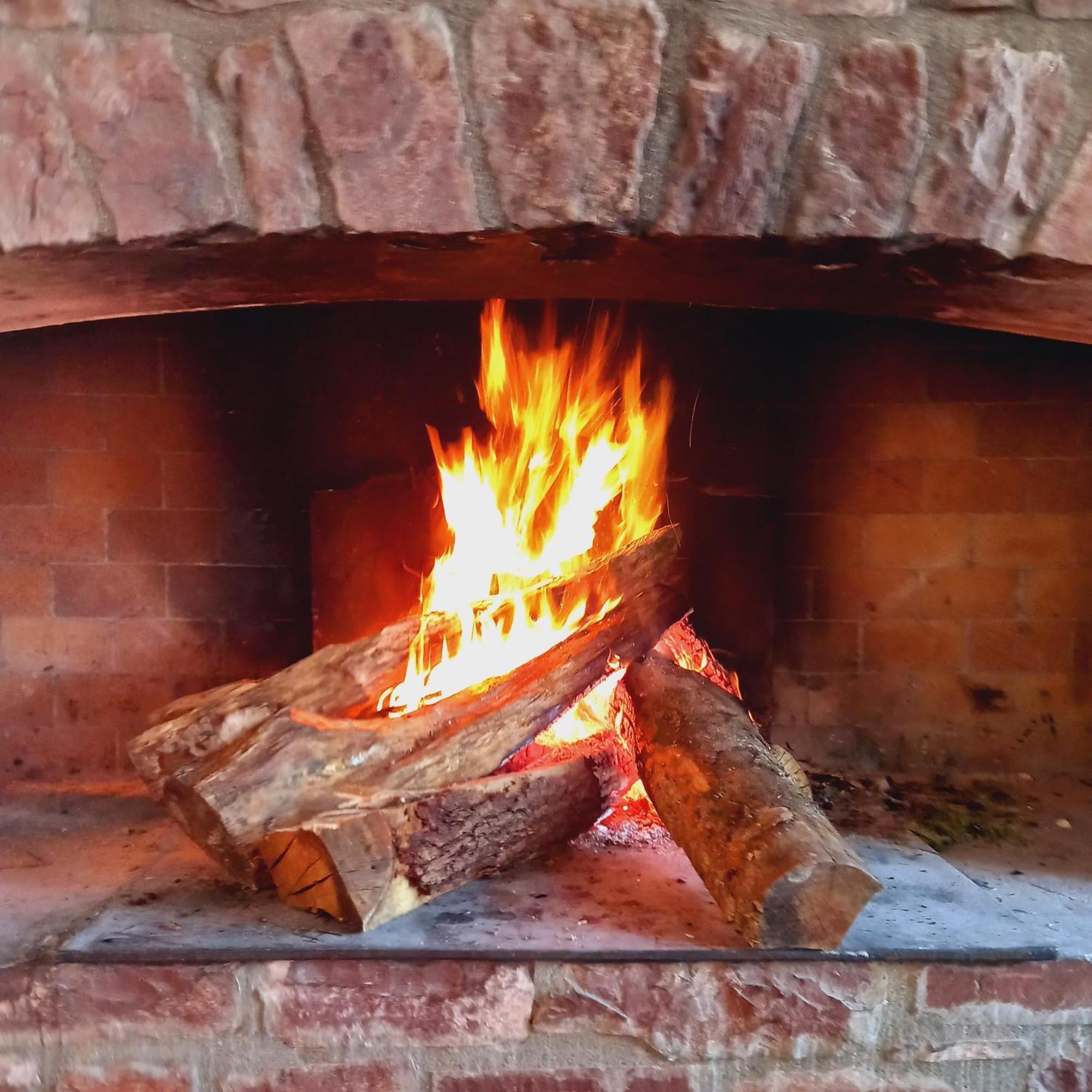 Le Bosc  Escale Au Salagou מראה חיצוני תמונה